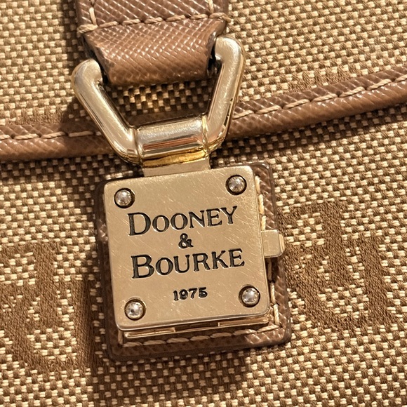 Dooney & Bourke Tan Logo Wallet